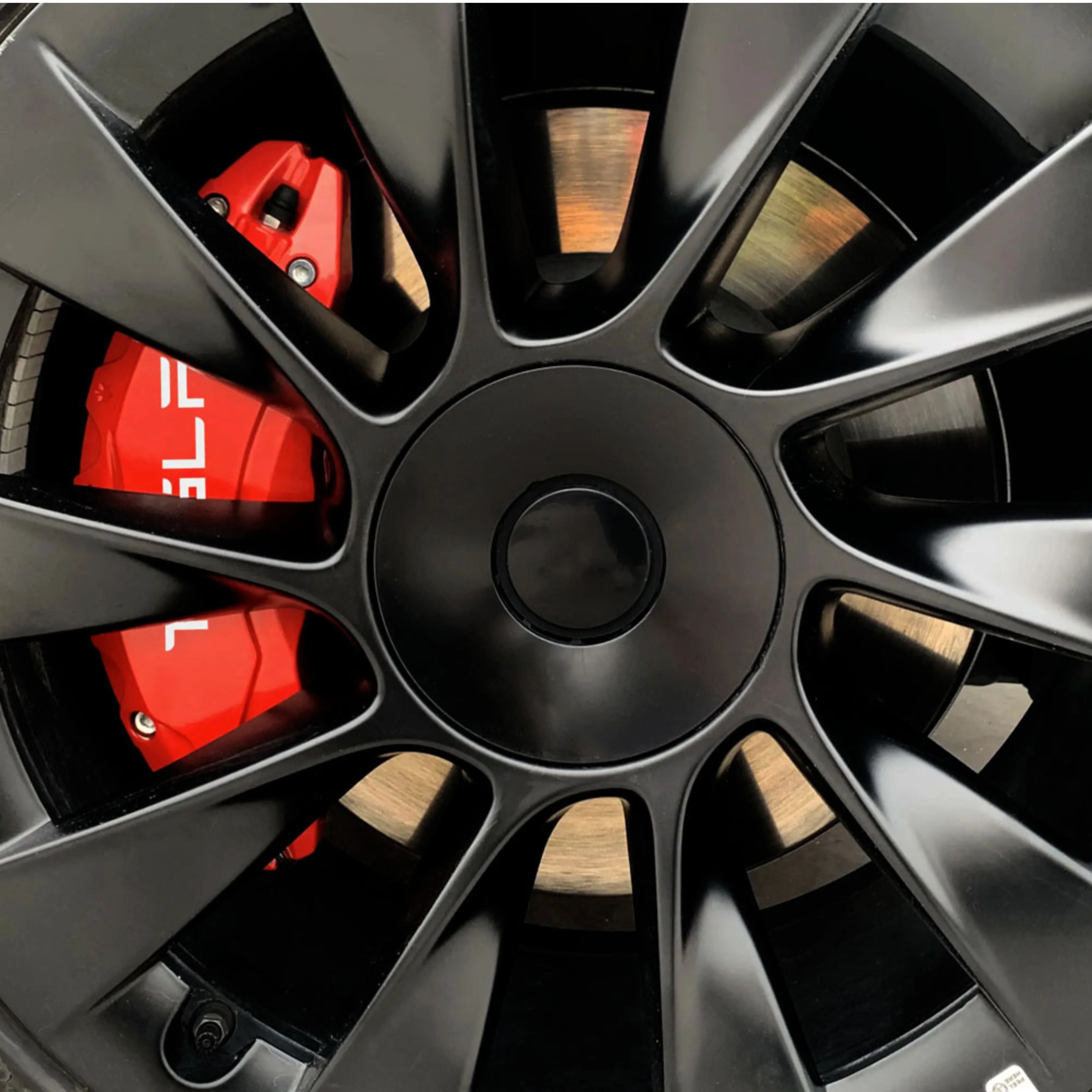 TeslaHubs™ Aluminium Caliper Covers - Image 8