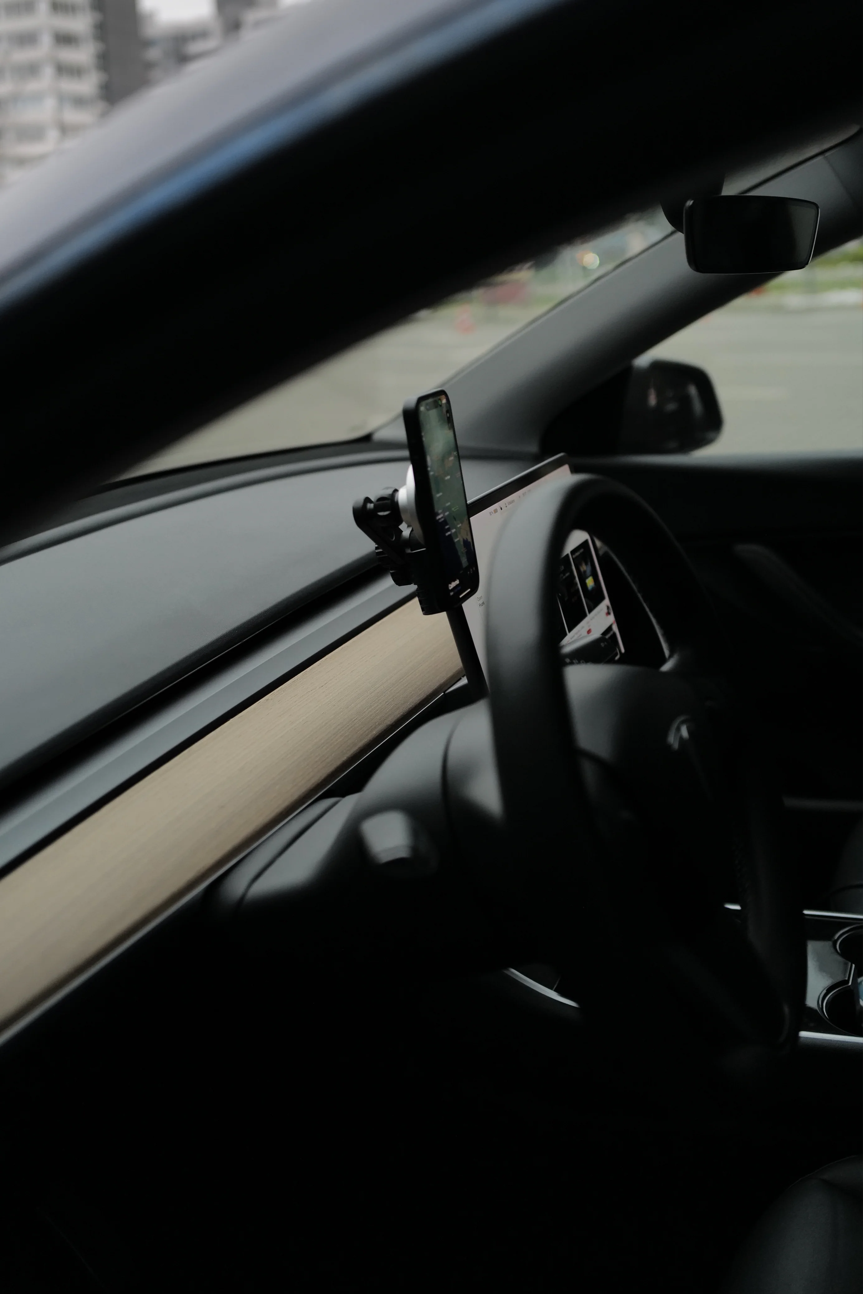 Teslahubs™ MagSafe Phone Holder - Image 15